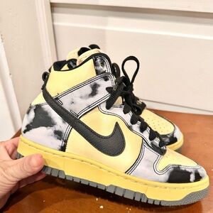Nike Dunk Sneakers. Junior 4